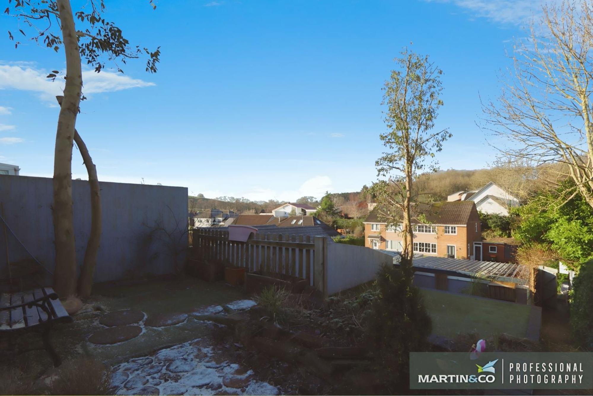 The Pink House , Free Parking , 3 Bedrooms , Garden , Close To M4 And Countryside! Rogerstone Buitenkant foto